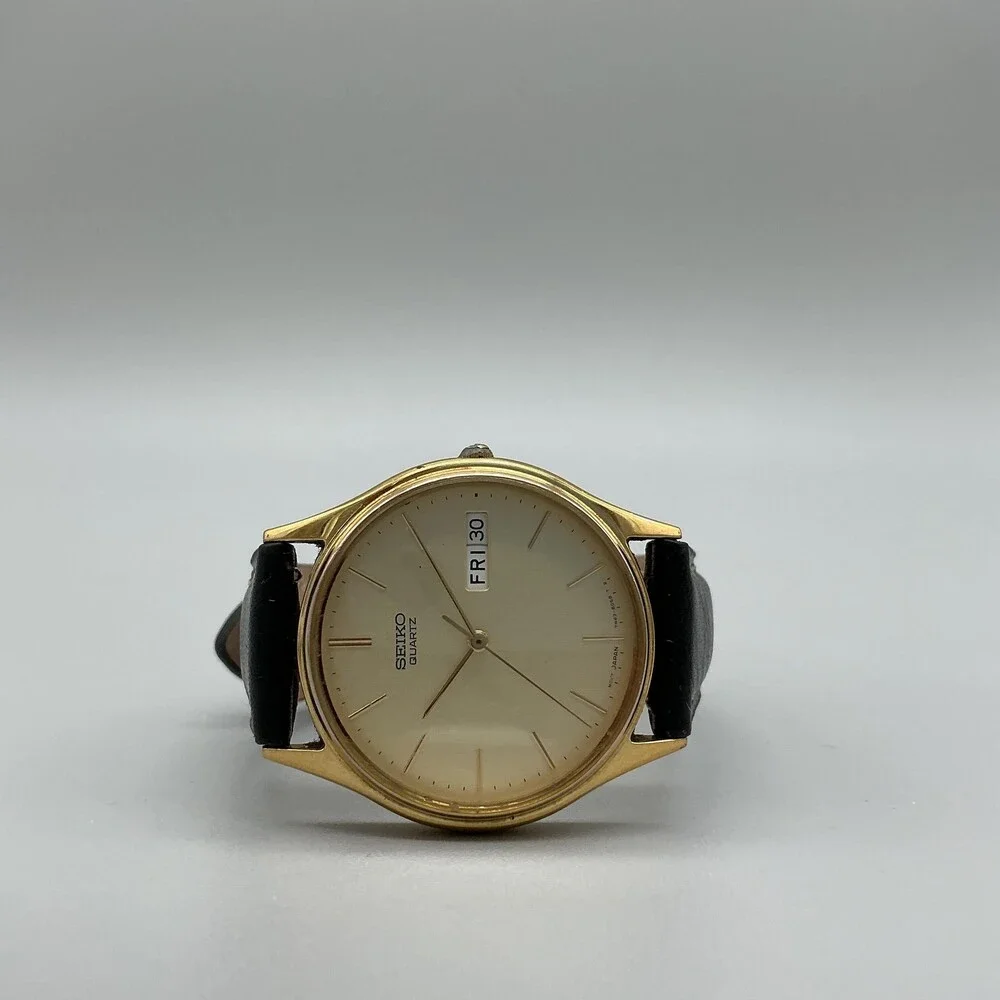 Vintage Seiko 7N43-8A89 Mens Watch 33mm Champagne Dial Black Leather New Battery